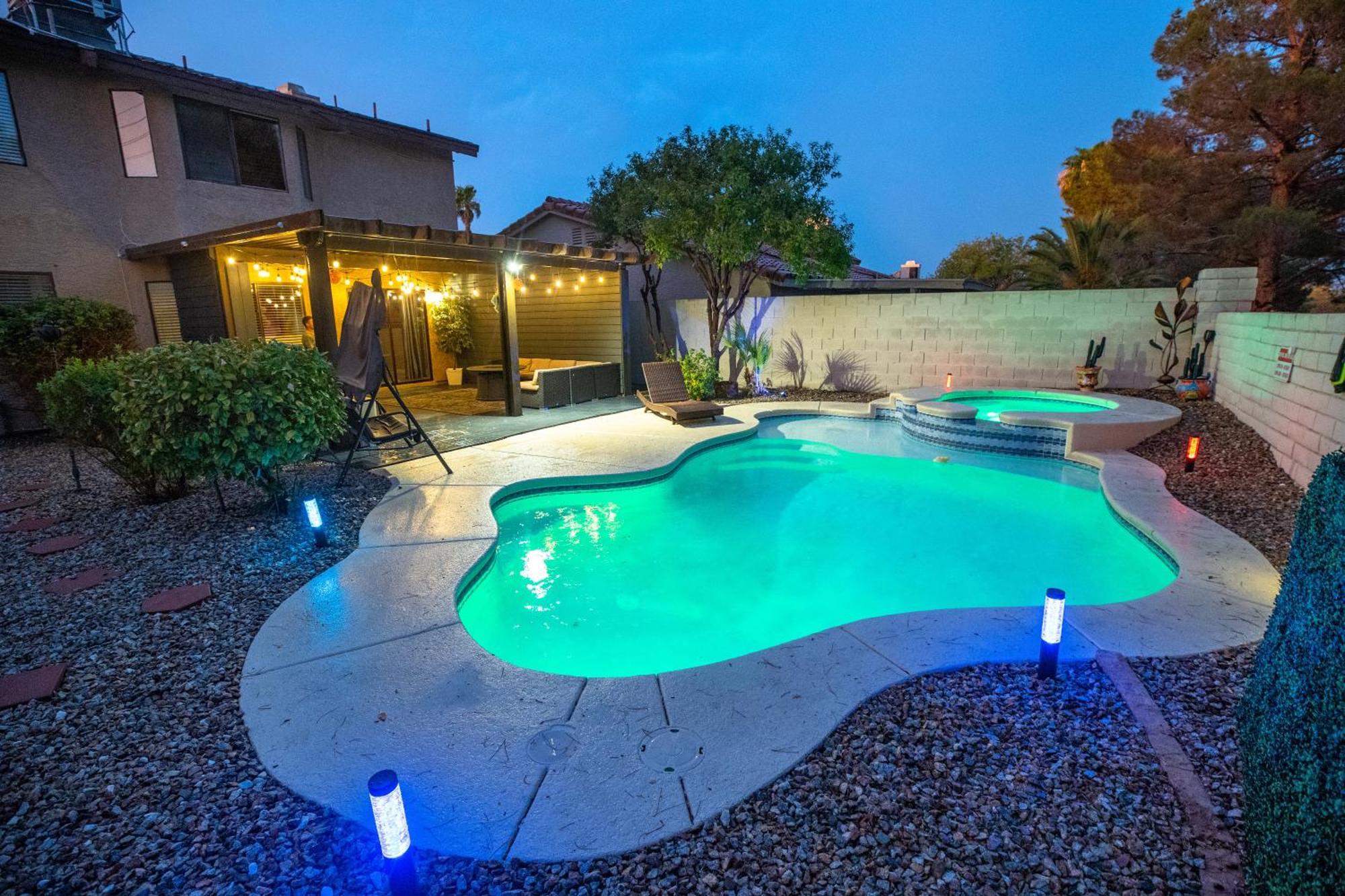 1800 Sqft House W/Heated Pool Spa 13Min From Strip Villa Las Vegas Exterior photo